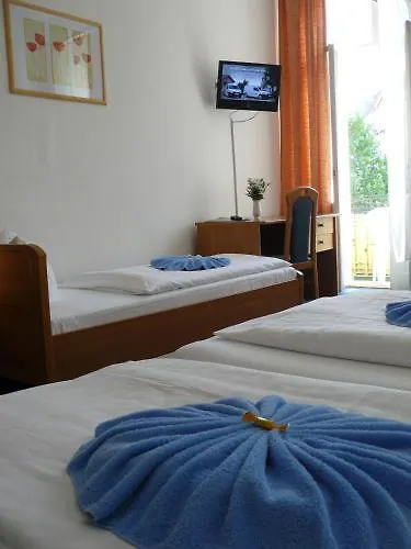 **  Hotel Gasteiner Hof Berlin Germany